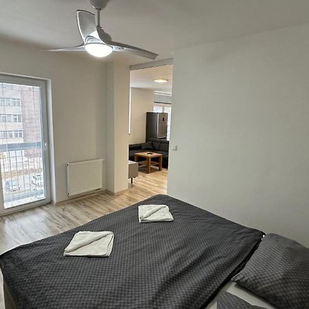 2 Room Apartment With Balcony Liptovský Mikuláš Eksteriør bilde