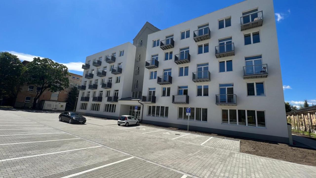 2 Room Apartment With Balcony Liptovský Mikuláš Eksteriør bilde