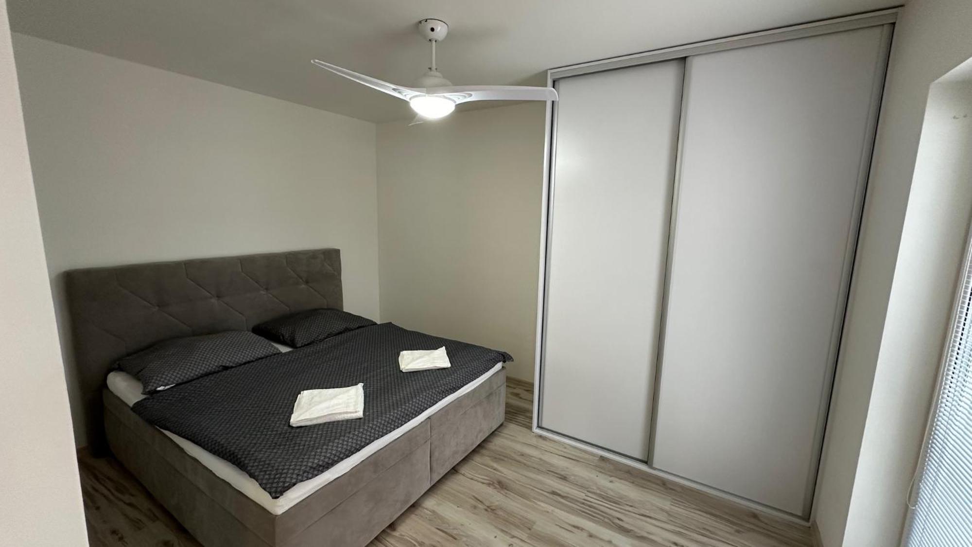 2 Room Apartment With Balcony Liptovský Mikuláš Eksteriør bilde