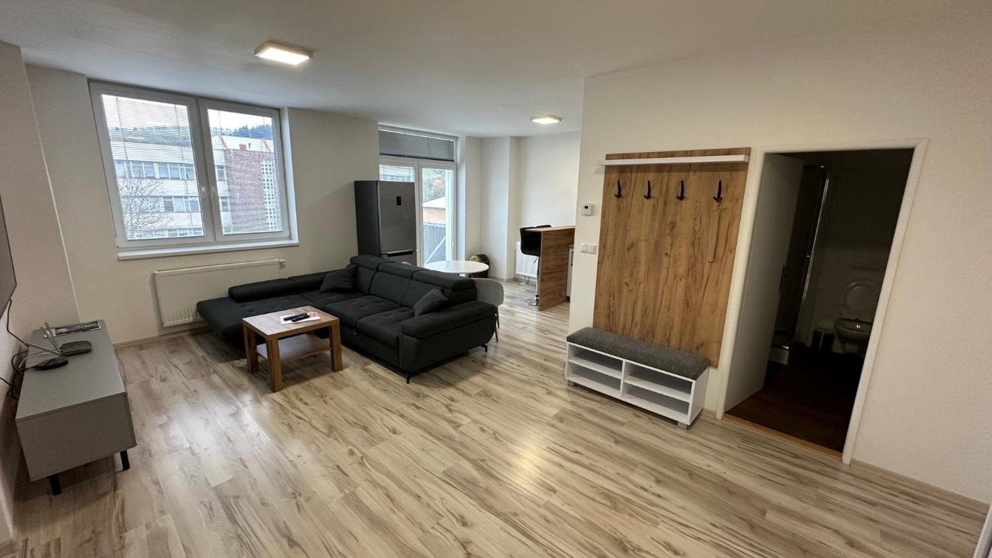 2 Room Apartment With Balcony Liptovský Mikuláš Eksteriør bilde